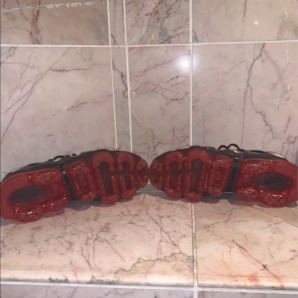 Vapor Max Plus “Shark” - Picture 6 of 6